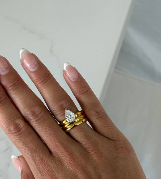 OLIVIA RING: 8