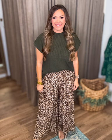 The Elis Leopard Pant