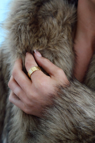 ZOE RING: 8