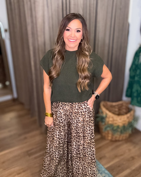 The Elis Leopard Pant