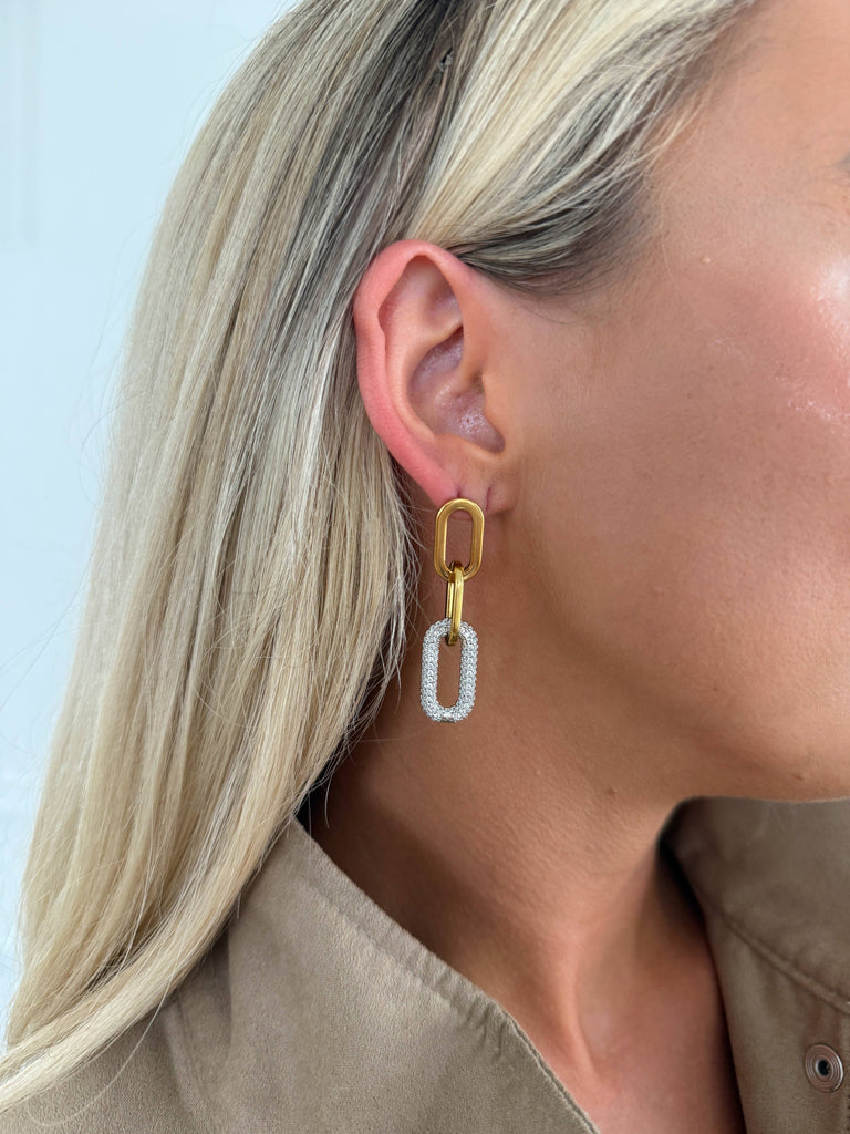 LIZ EARRING