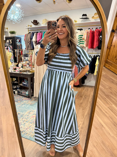 Mainstreet Moment Dress