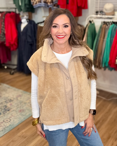 Greer Fleece Vest - Beige