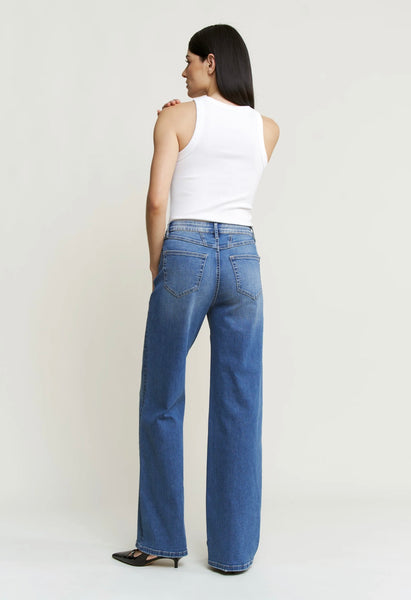 Winnie Jeans