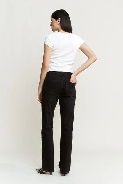 Taylor Straight Leg Jean - Black